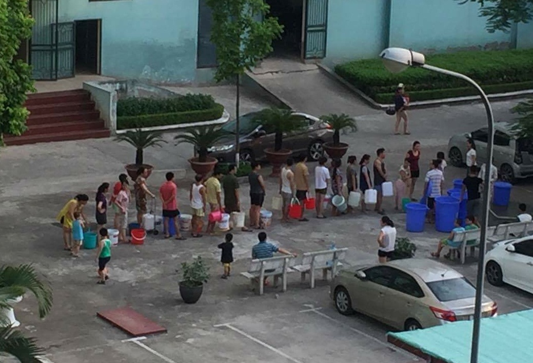 Đại Kim Hà Nội  Người dân khốn đốn vì mất nước kéo dài