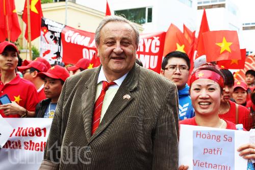 Chủ tịch Hội Séc – Việt phản bác luận điệu sai trái về tình hình Biển Đông