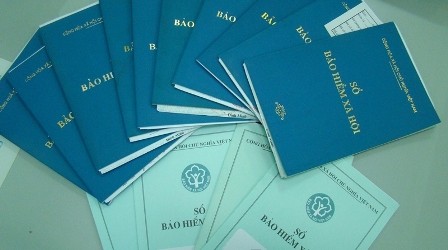 Đề xuất 2 phương án bàn giao sổ Bảo hiểm xã hội cho người lao động quản lý