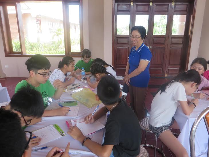 Tổng kết và trao giải Cuộc thi viết và Hội trại “Em tập viết văn, làm thơ” năm 2016