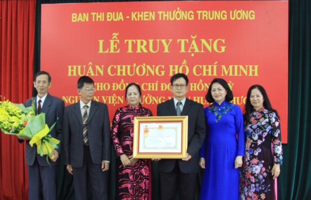 Truy tặng Huân chương Hồ Chí Minh cho nguyên Viện trưởng Viện Huân chương Đoàn Hồng Kỳ