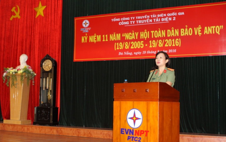 Công ty Truyền tải điện 2 kỷ niệm 11 năm Ngày hội toàn dân bảo vệ an ninh Tổ quốc