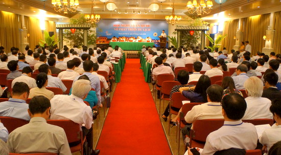 Thủ tướng Nguyễn Xuân Phúc dự Hội nghị toàn quốc về phát triển du lịch