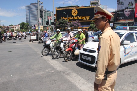 Có nên hạn chế xe cá nhân