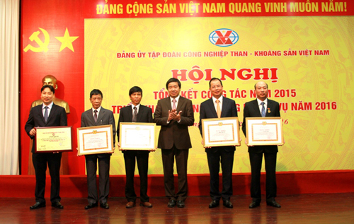 Gỡ “nút thắt” trong công tác đánh giá cán bộ