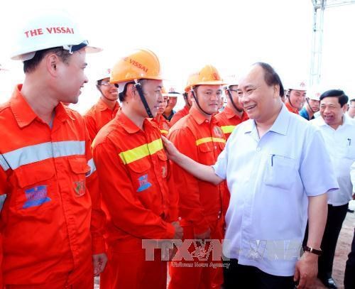 Thủ tướng đi công tác địa phương Các tỉnh, thành phố tham gia không quá 3 xe ôtô