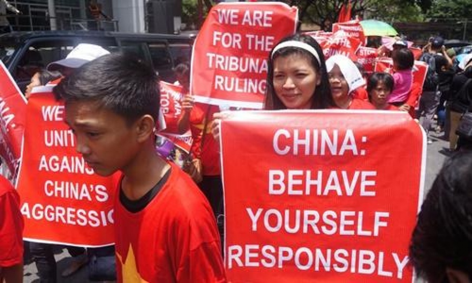 Tuần hành kêu gọi Trung Quốc tuân thủ phán quyết Toà trọng tài