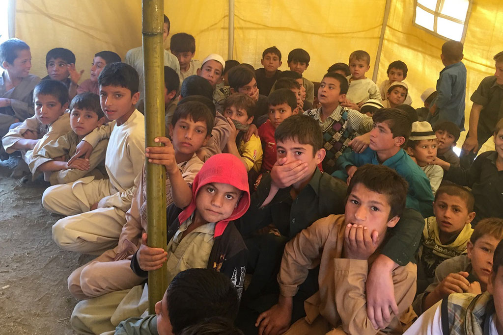 Afghanistan Hàng triệu người dân phải di dời nhà cửa nếu xung đột tiếp diễn