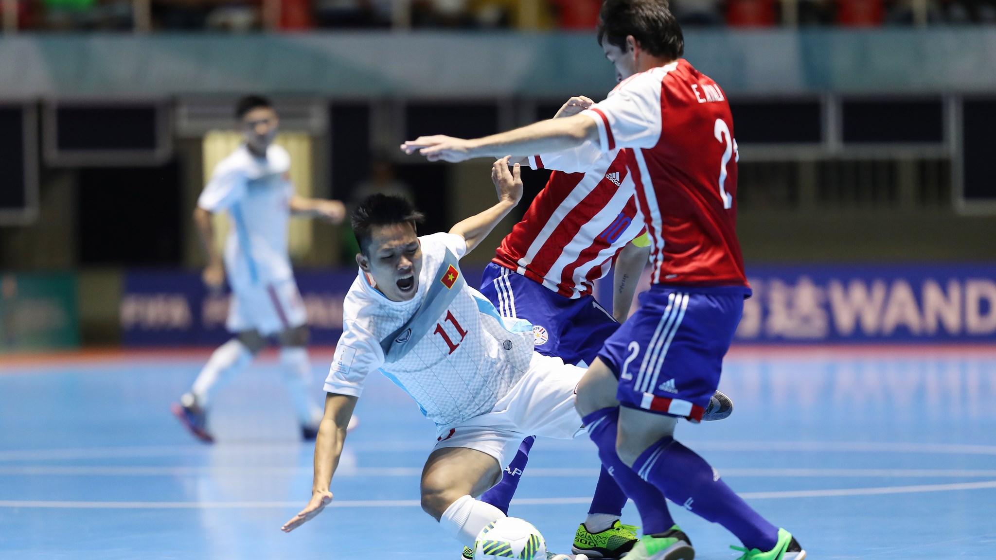 Tuyển Việt Nam thua đậm Paraguay tại Futsal World Cup 2016