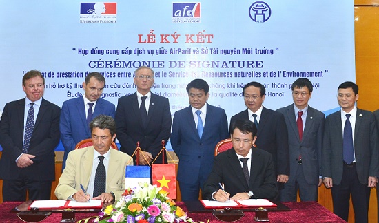 Pháp hỗ trợ Hà Nội 120 000 Euro quản lý môi trường không khí
