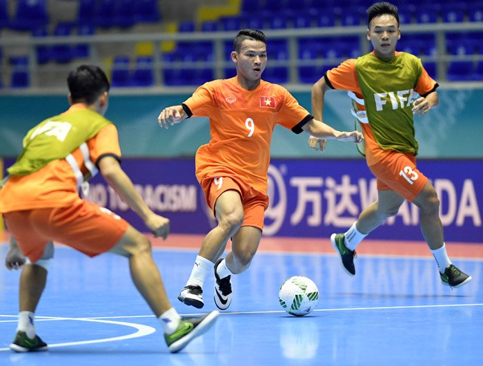FUTSAL WORLD CUP 2016 Tuyển Việt Nam lập kỳ tích vào vòng 1 8