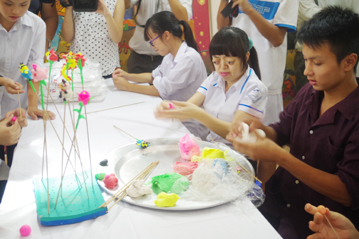 Trẻ em Làng Hữu nghị Việt Nam đón Tết Trung thu