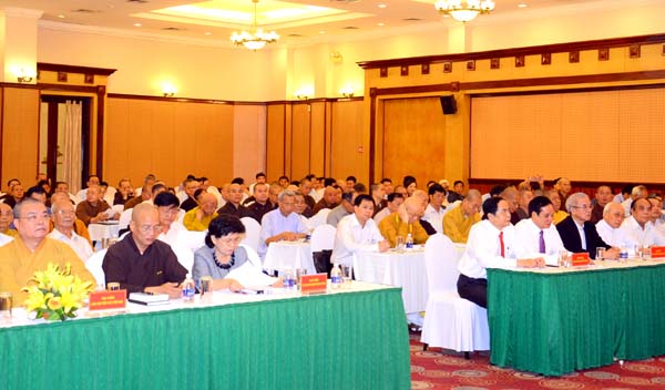 Đại biểu các tôn giáo nghiên cứu Nghị quyết Đại hội XII của Đảng