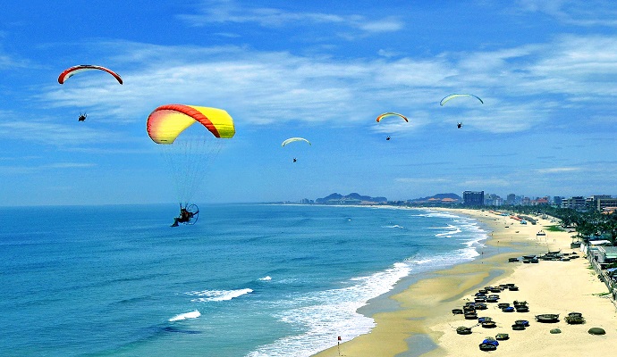 Phát triển du lịch thành ngành kinh tế mũi nhọn