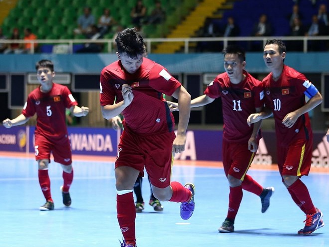 Việt Nam gặp Nga tại vòng 1 8 Futsal World Cup
