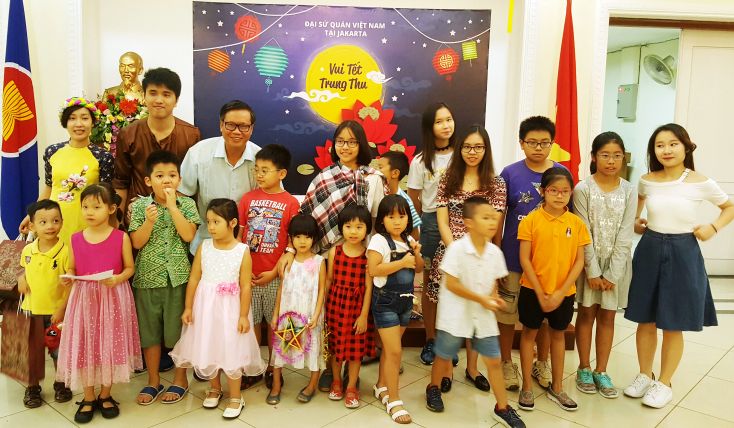 Đại sứ quán Việt Nam tại Indonesia tổ chức Tết Trung thu cho thiếu nhi