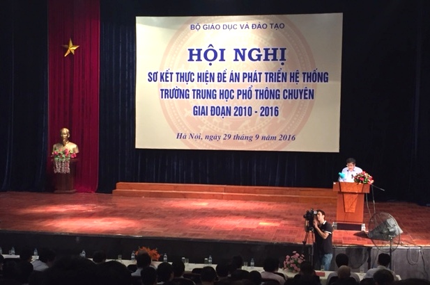 Trường chuyên phải thực hiện giáo dục toàn diện