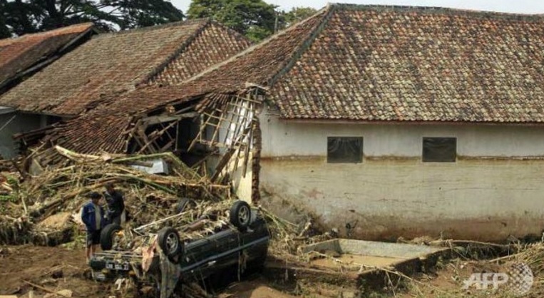Mưa lũ lớn trên đảo Tây Java, 34 người chết và mất tích