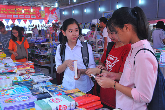 Hội sách Hà Nội 2016