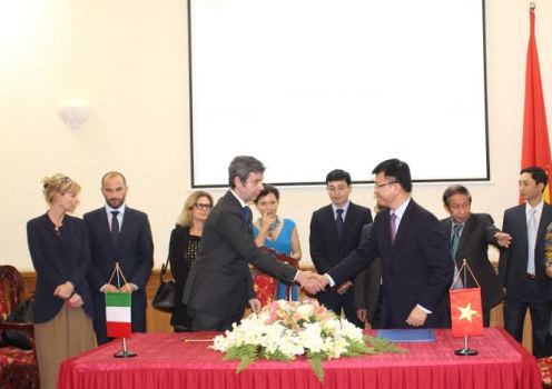 Việt Nam - Italia hợp tác trong lĩnh vực pháp luật và tư pháp
