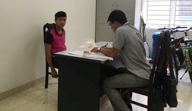 Hà Nội Vi phạm giao thông còn đánh gãy răng cảnh sát