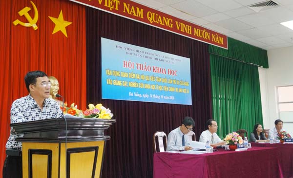 Vận dụng quan điểm Đại hội XII của Đảng vào giảng dạy, nghiên cứu khoa học ở Học viện Chính trị khu vực III