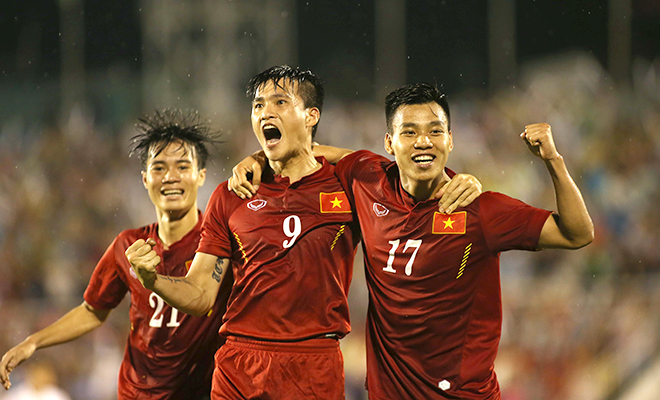 Tuyển Việt Nam chốt danh sách dự AFF Cup sau ngày 12 11