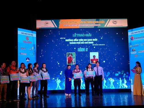 Trao giải hội thi “Hướng dẫn viên du lịch giỏi Thành phố Hồ Chí Minh mở rộng năm 2016”