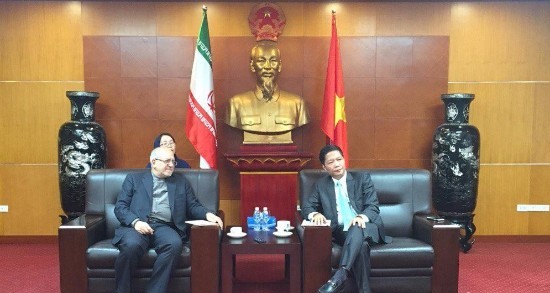 Bộ trưởng Công nghiệp, Mỏ và Thương mại I-ran làm việc với Bộ Công Thương