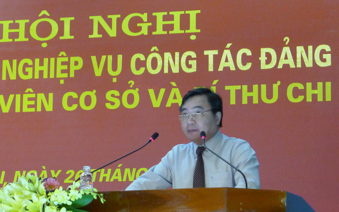 Tập huấn nghiệp vụ công tác Đảng cho đảng ủy viên cơ sở và bí thư chi bộ