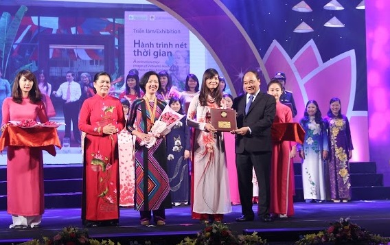 16 tập thể, cá nhân nhận Giải thưởng Phụ nữ Việt Nam năm 2016