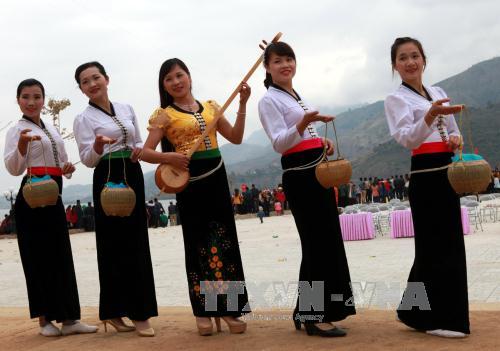 Bảo tồn và phát huy giá trị nghệ thuật xòe Thái