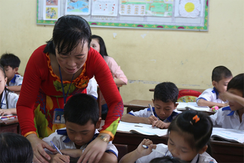 Gian nan gieo chữ giữa trùng khơi