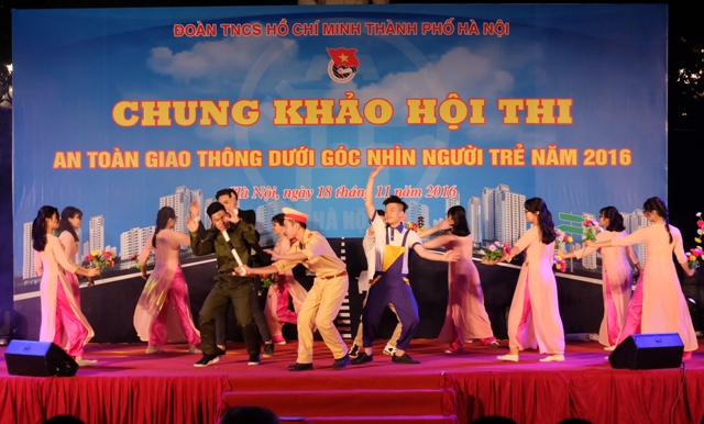 Hà Nội Chung khảo Hội thi “An toàn giao thông dưới góc nhìn người trẻ”