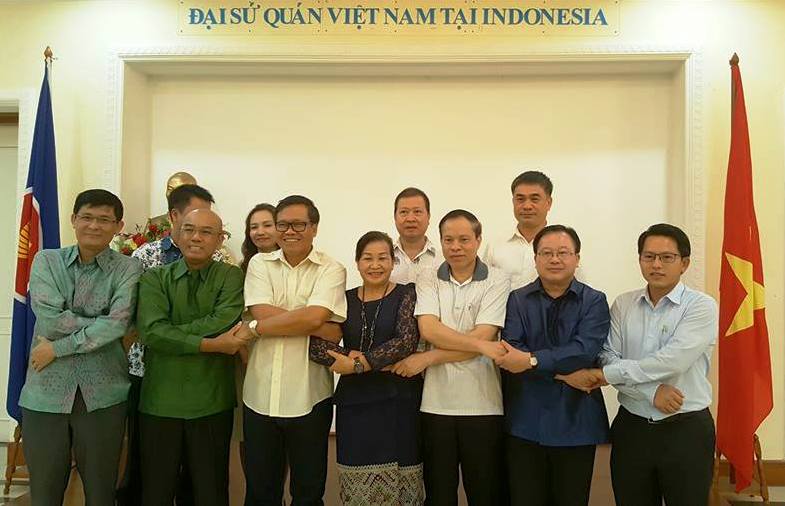 Giao lưu hữu nghị Việt – Lào tại Indonesia