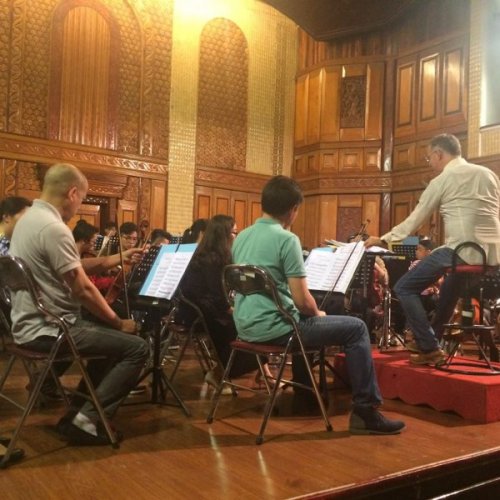 Nhạc trưởng Israel Shalev Ad-El biểu diễn tại Việt Nam