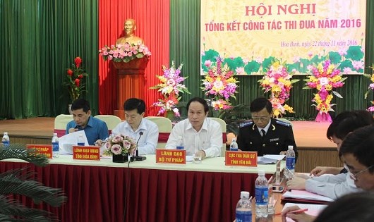 Đổi mới nội dung, hình thức các phong trào thi đua, gắn với thực hiện nhiệm vụ chuyên môn