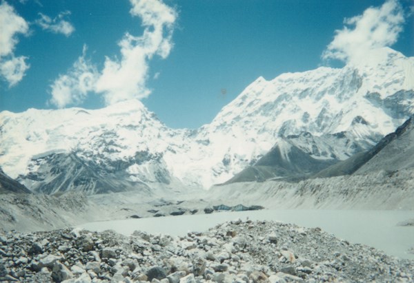 Nhiệt độ Trái đất cao làm tăng nguy cơ lũ lụt ở khu vực dãy Himalayas