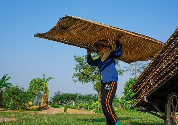 Cuối năm về thăm làng miến Cự Đà