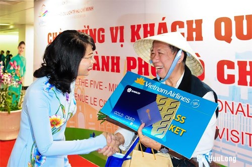 Thành phố Hồ Chí Minh đón vị khách quốc tế thứ 5 triệu