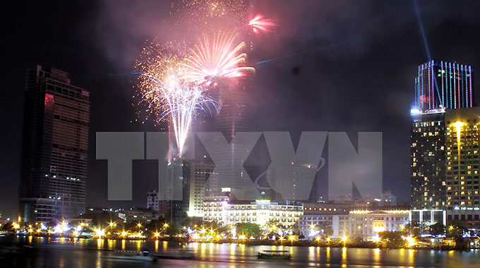 Nhiều hoạt động giải trí đón chào năm mới 2017 tại Thành phố Hồ Chí Minh
