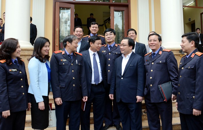 Gương mẫu thực hiện tinh thần “thượng tôn pháp luật”, không để xảy ra oan, sai, bỏ lọt tội phạm