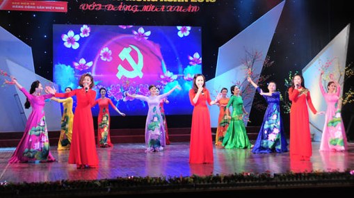 Chương trình nghệ thuật “Hội ngộ mùa xuân” chào năm mới 2017