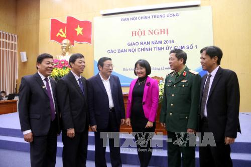 Nâng cao hiệu quả công tác nội chính và phòng chống tham nhũng