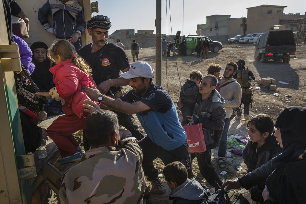 Iraq Hàng trăm nghìn người dân chạy trốn khỏi Mosul cần được hỗ trợ nhân đạo