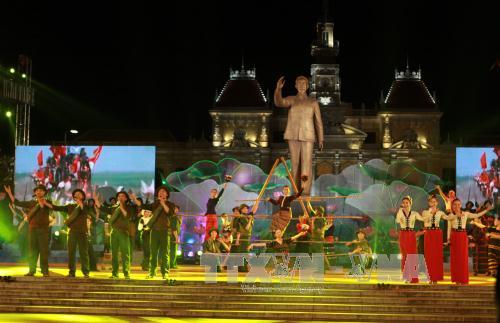 “Lời Bác vang mãi khúc quân hành”