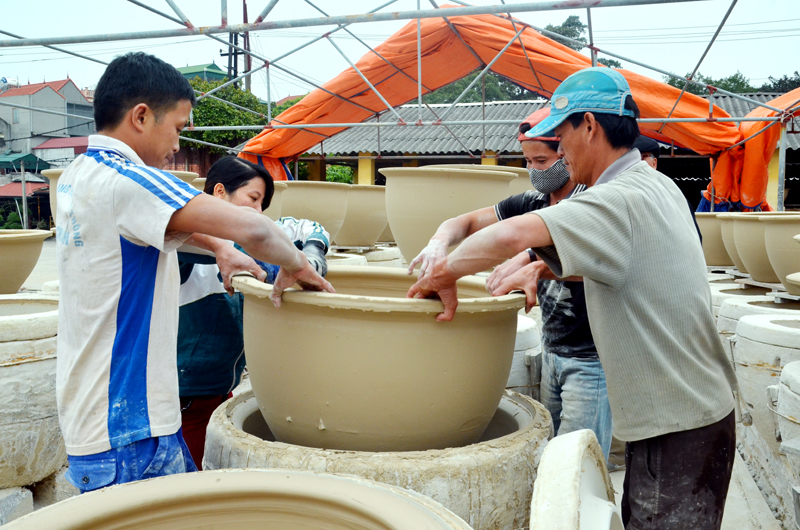 Hướng đi nào cho bảo tồn và phát huy giá trị các làng nghề truyền thống ở Quảng Ninh