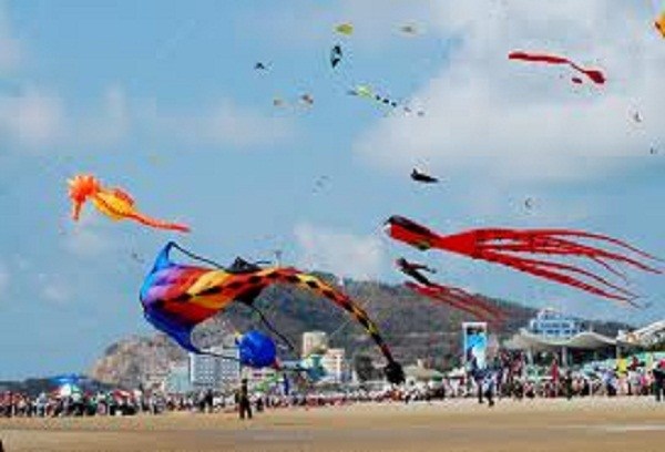 Du lịch Việt Nam Khai mạc Liên hoan diều quốc tế lần thứ 7