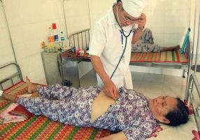 Trung tâm y tế huyện đảo Phú Quý Bình Thuận thu hút ngày càng nhiều bệnh nhân đến khám và điều trị