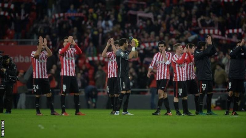 Barcelona gục ngã trong trận đấu đầu tiên của năm mới